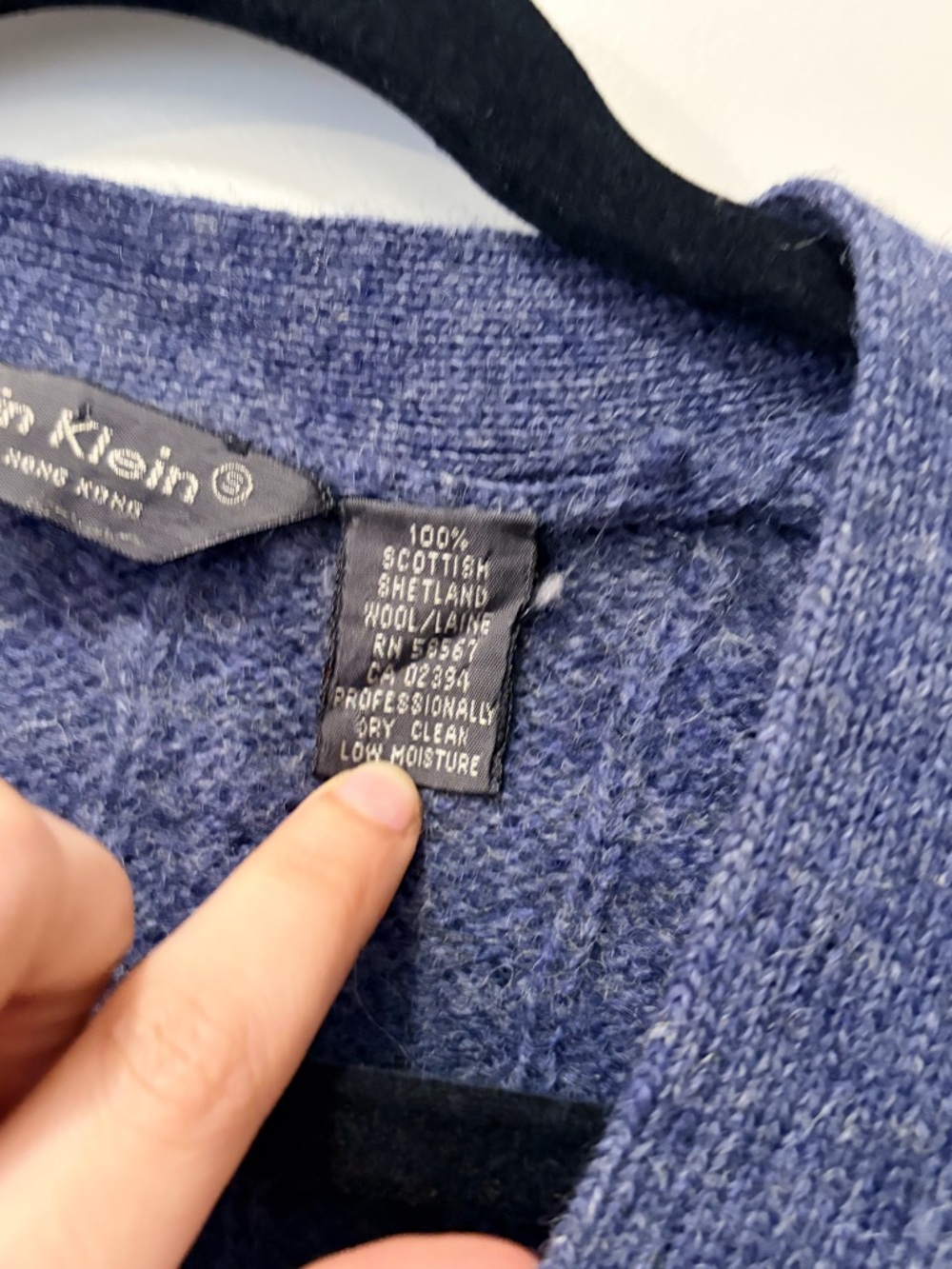 Vintage Calvin Klein Scotland 100% Shetland Wool Cable Knit Button-Up Vest - S - Picture 4 of 11